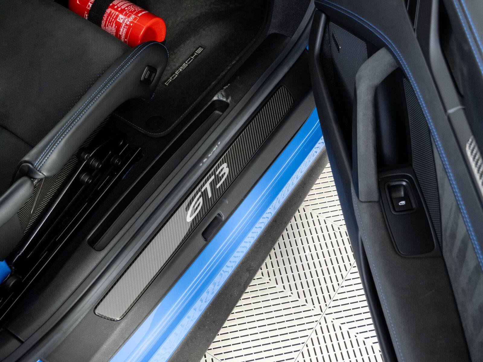 Used 2024 Porsche 911 GT3 RWD image 21