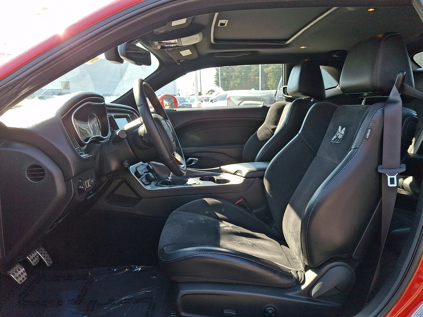 Used 2016 Dodge Challenger R/T Scat Pack w/ Leather Interior Group RWD image 12