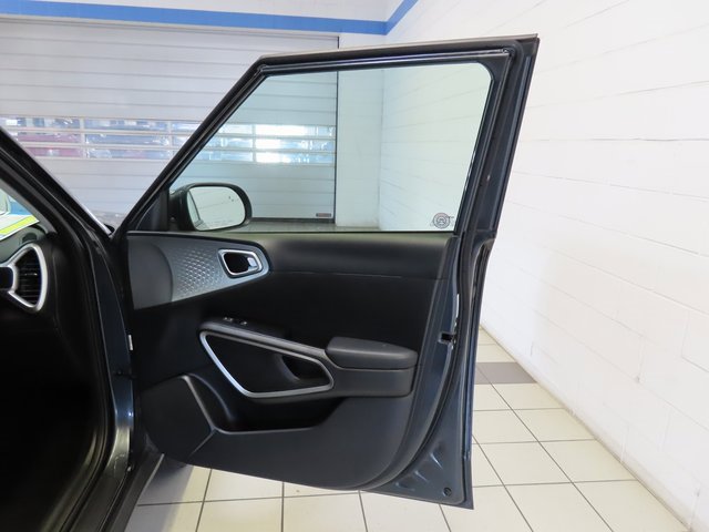 Used 2024 Kia Soul LX w/ Option Group 015 image 24