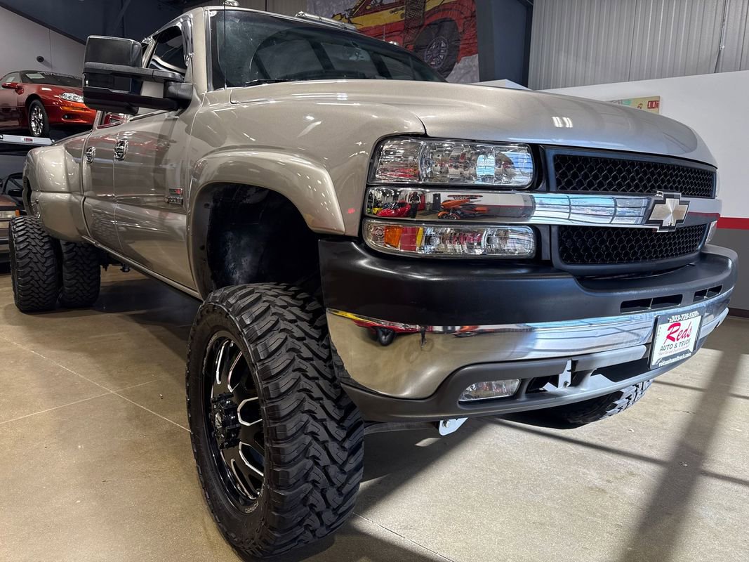 Used 2002 Chevrolet Silverado 3500 LT w/ Off-Road Skid Plate Pkg image 55