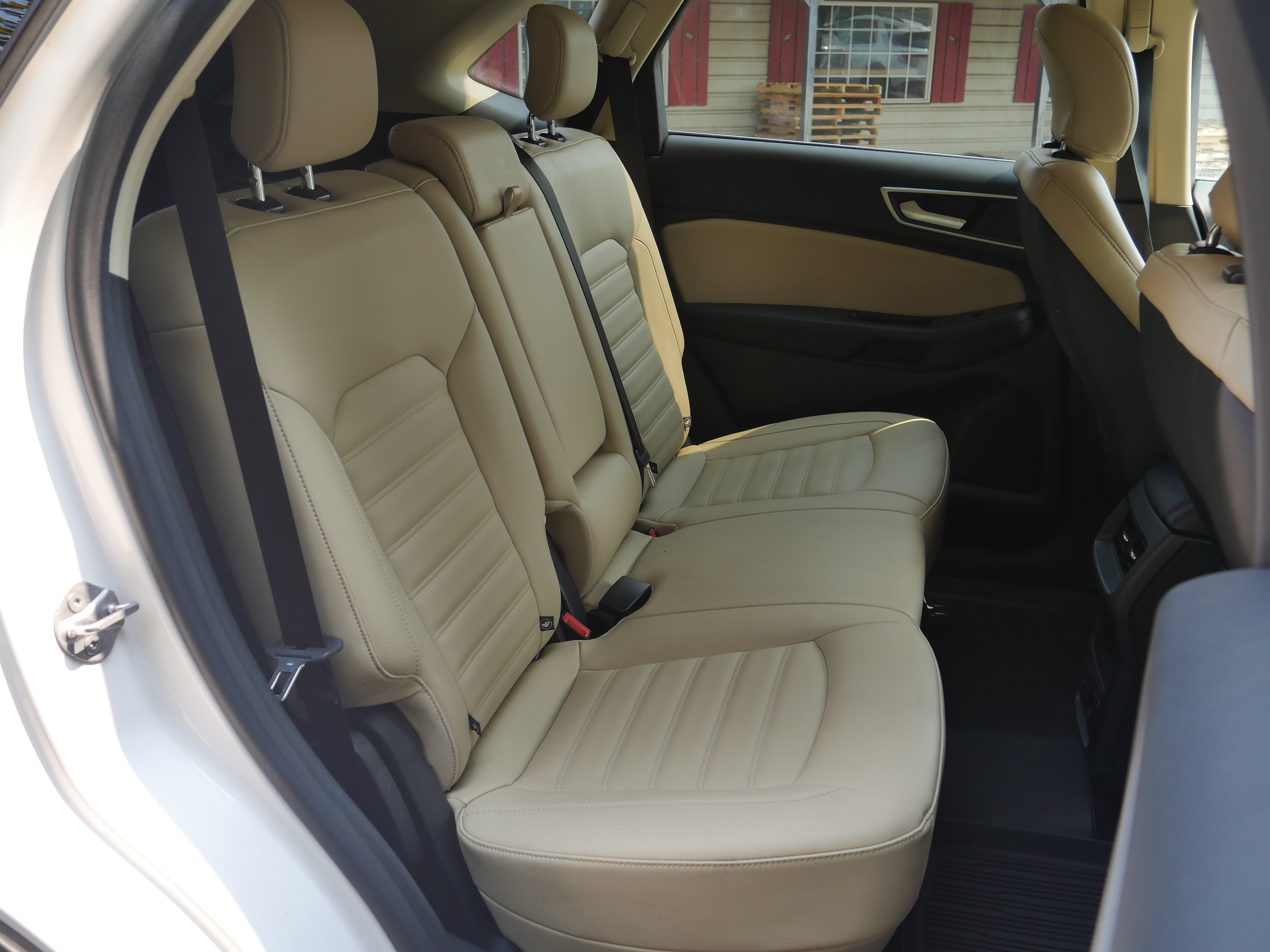 Used 2019 Ford Edge SEL w/ Equipment Group 201A AWD/4WD image 29