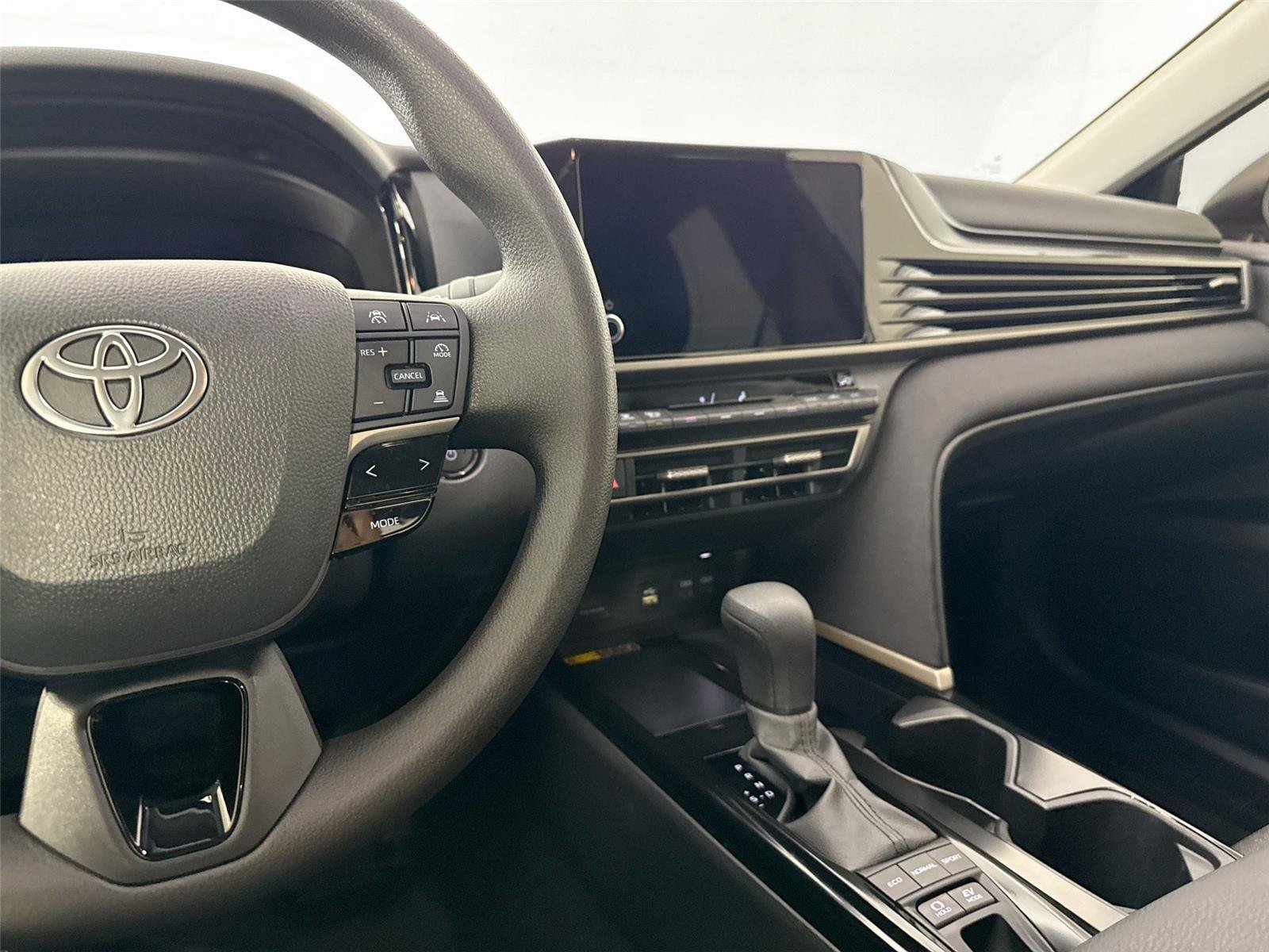 Certified 2025 Toyota Camry LE image 32