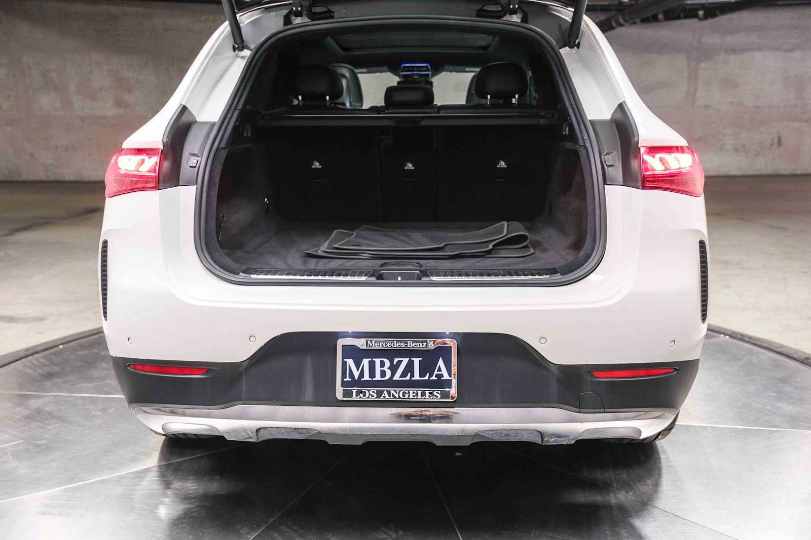 Certified 2023 Mercedes-Benz EQE 350+ SUV image 31