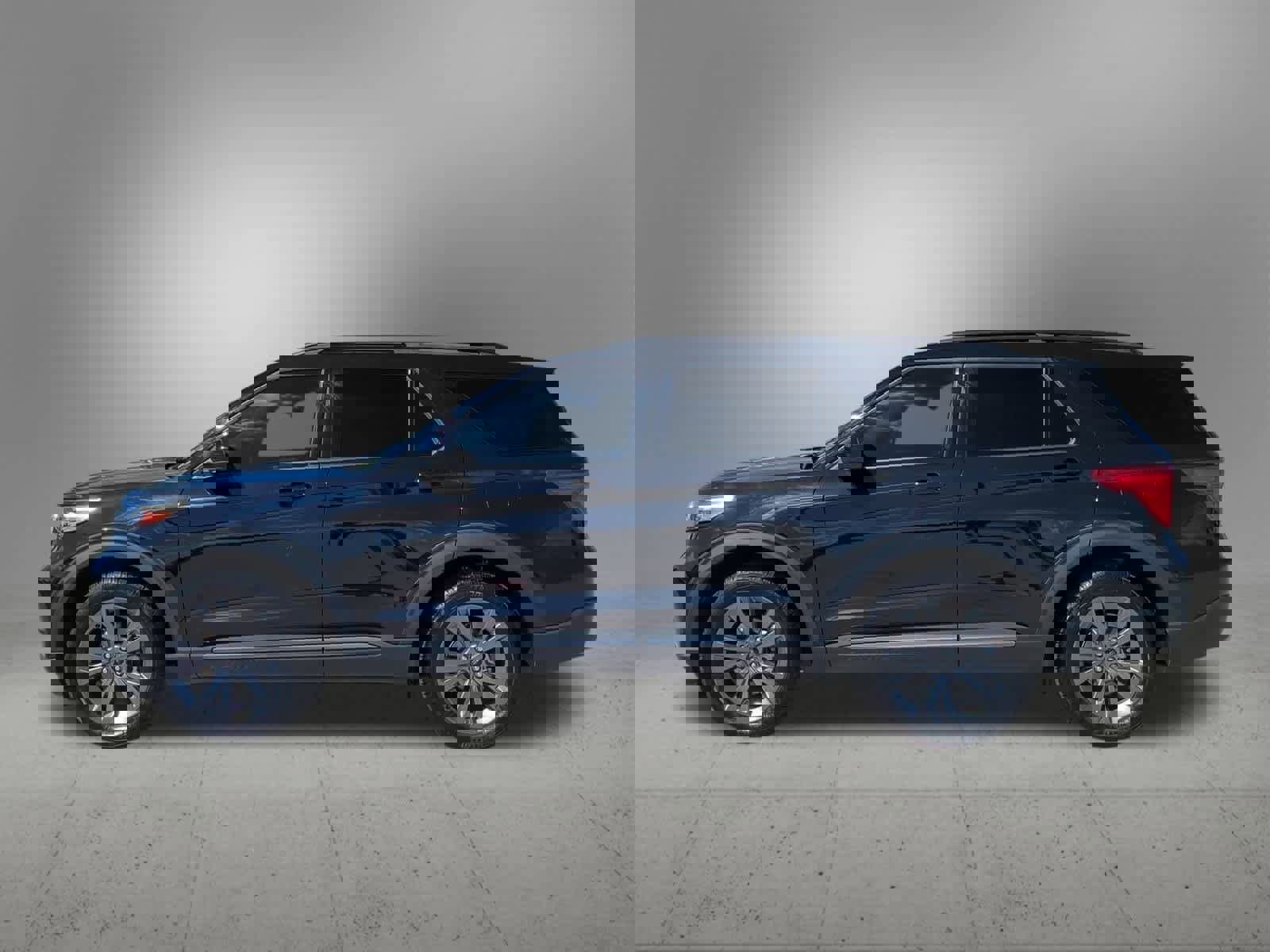 Used 2022 Ford Explorer XLT w/ Equipment Group 202A video 3