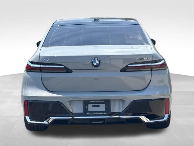 Used 2024 BMW i7 xDrive60 AWD/4WD image 8