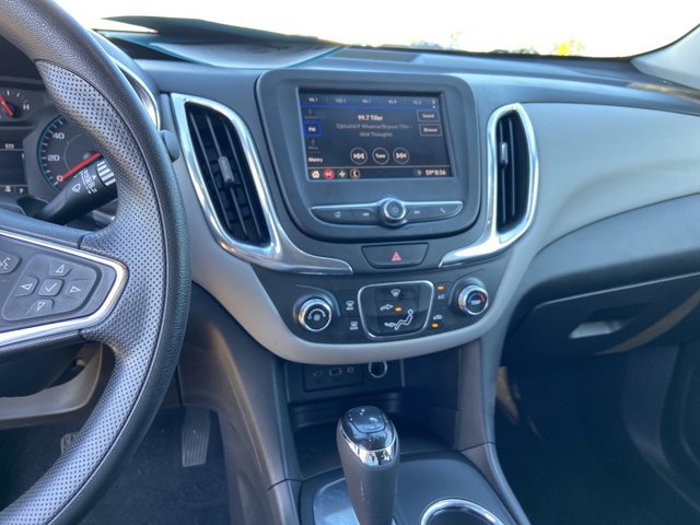 Used 2020 Chevrolet Equinox LS image 23