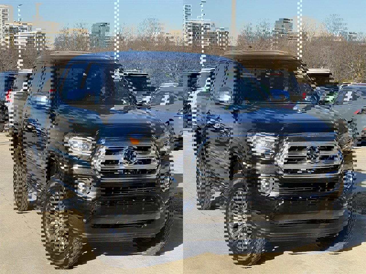 Used 2023 Toyota Tacoma Limited image 2