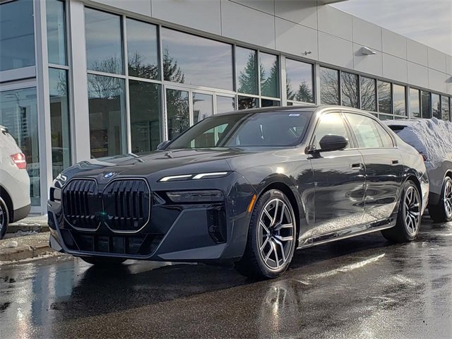 New 2026 BMW 740i xDrive w/ Premium Package image 1