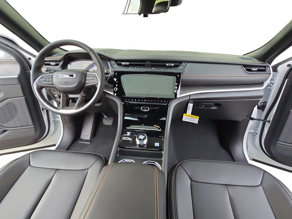 New 2026 Jeep Grand Cherokee Limited AWD/4WD image 34
