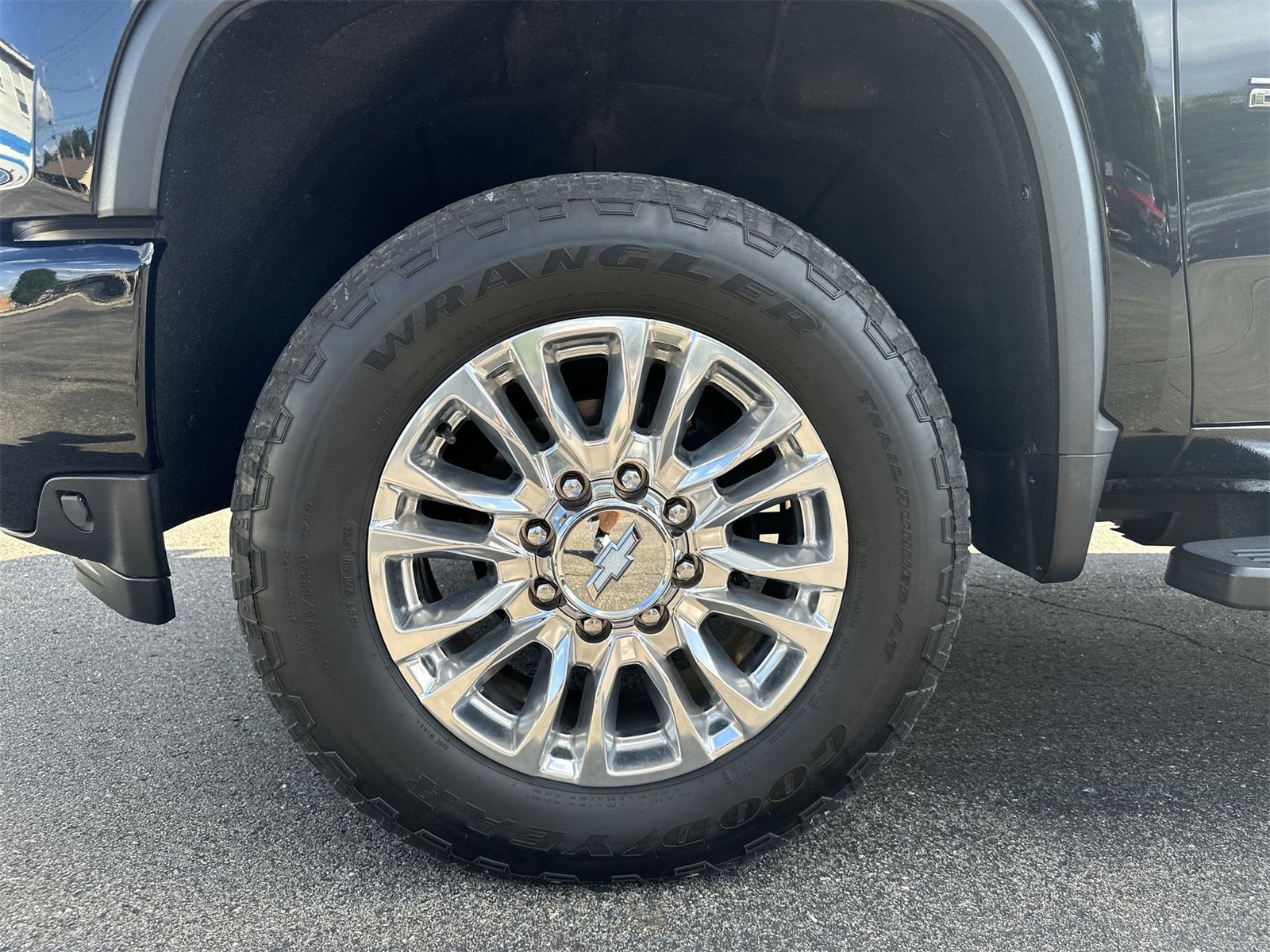 Used 2020 Chevrolet Silverado 2500 High Country w/ Z71 Off-Road Package image 28