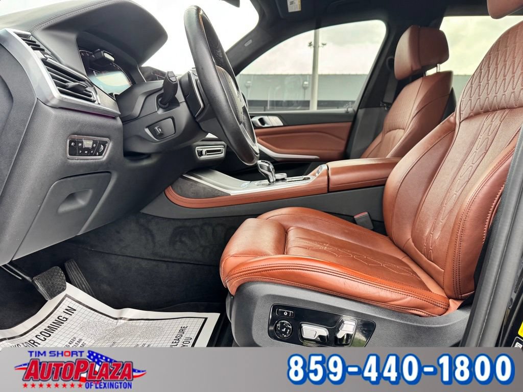 Used 2022 BMW X7 xDrive40i w/ Executive Package AWD/4WD image 38