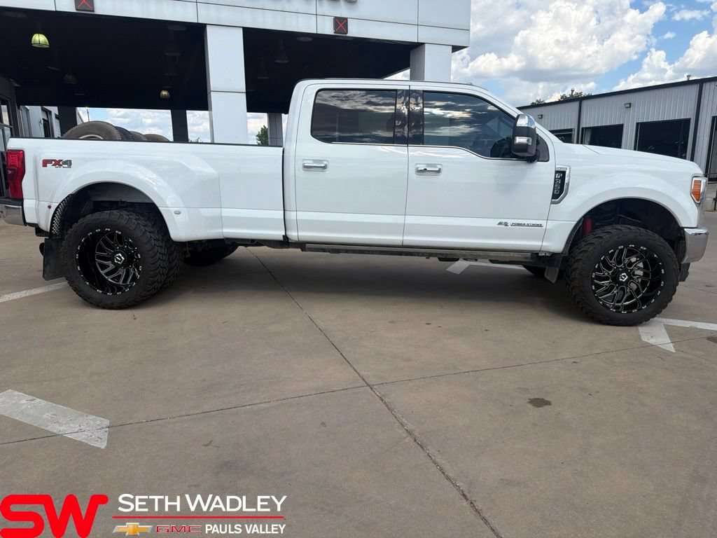Used 2017 Ford F350 King Ranch w/ King Ranch Ultimate Package AWD/4WD image 2