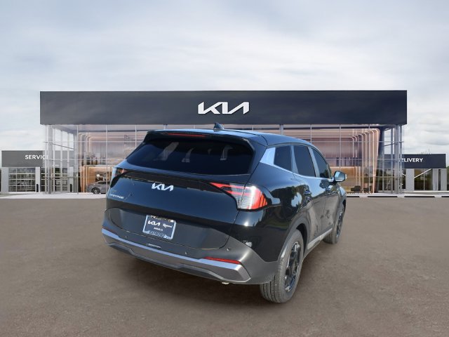 New 2026 Kia Sportage EX FWD image 4