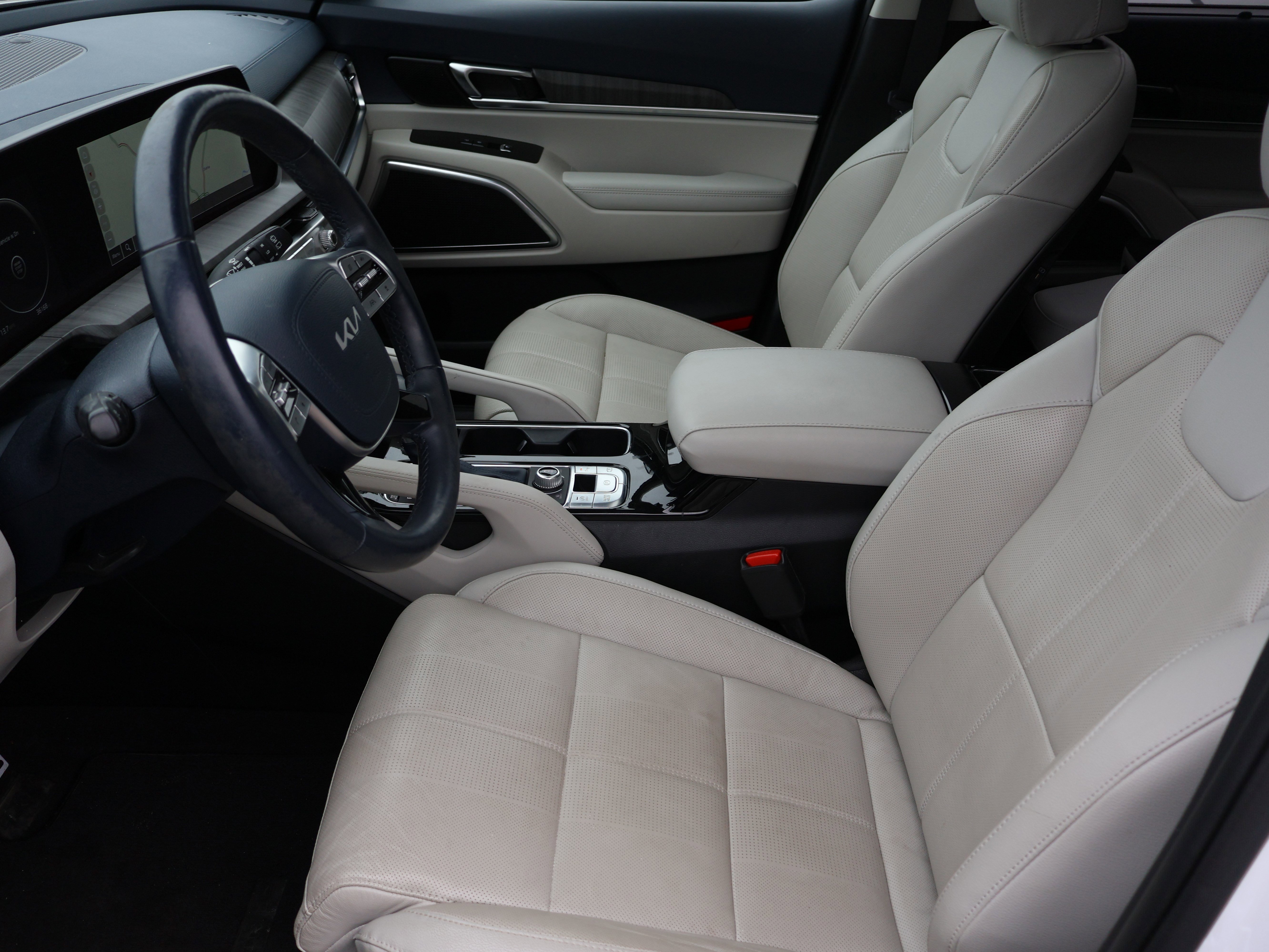 Used 2023 Kia Telluride SX image 40