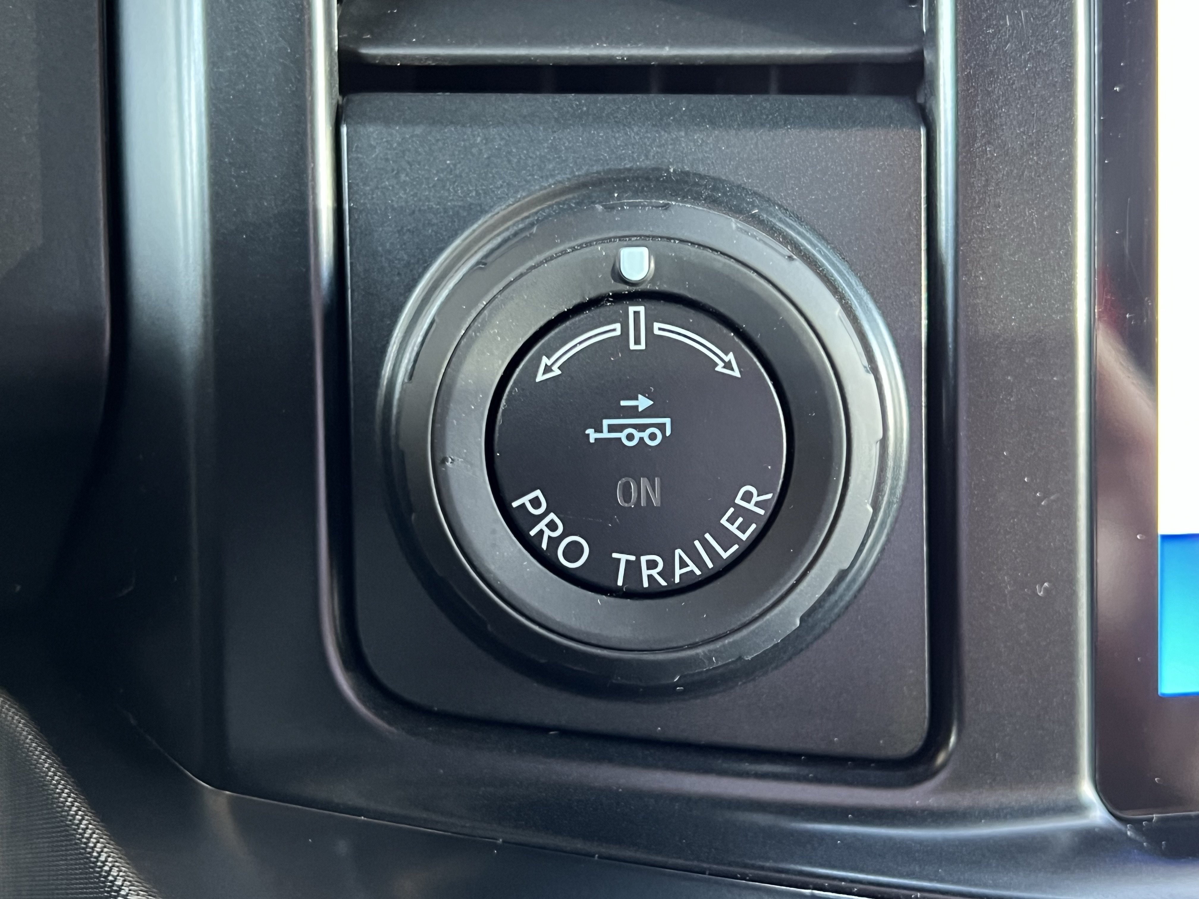 New 2026 Ford F350 Platinum w/ FX4 Off-Road Package AWD/4WD image 42