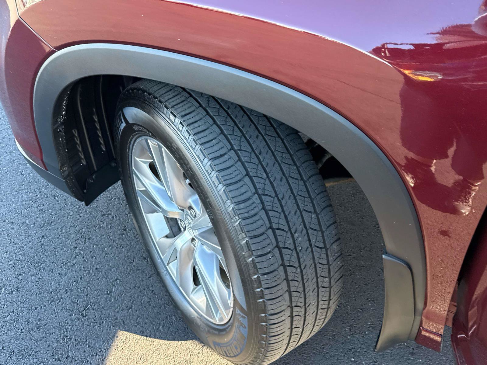 Used 2015 Toyota Highlander Plus AWD/4WD image 8