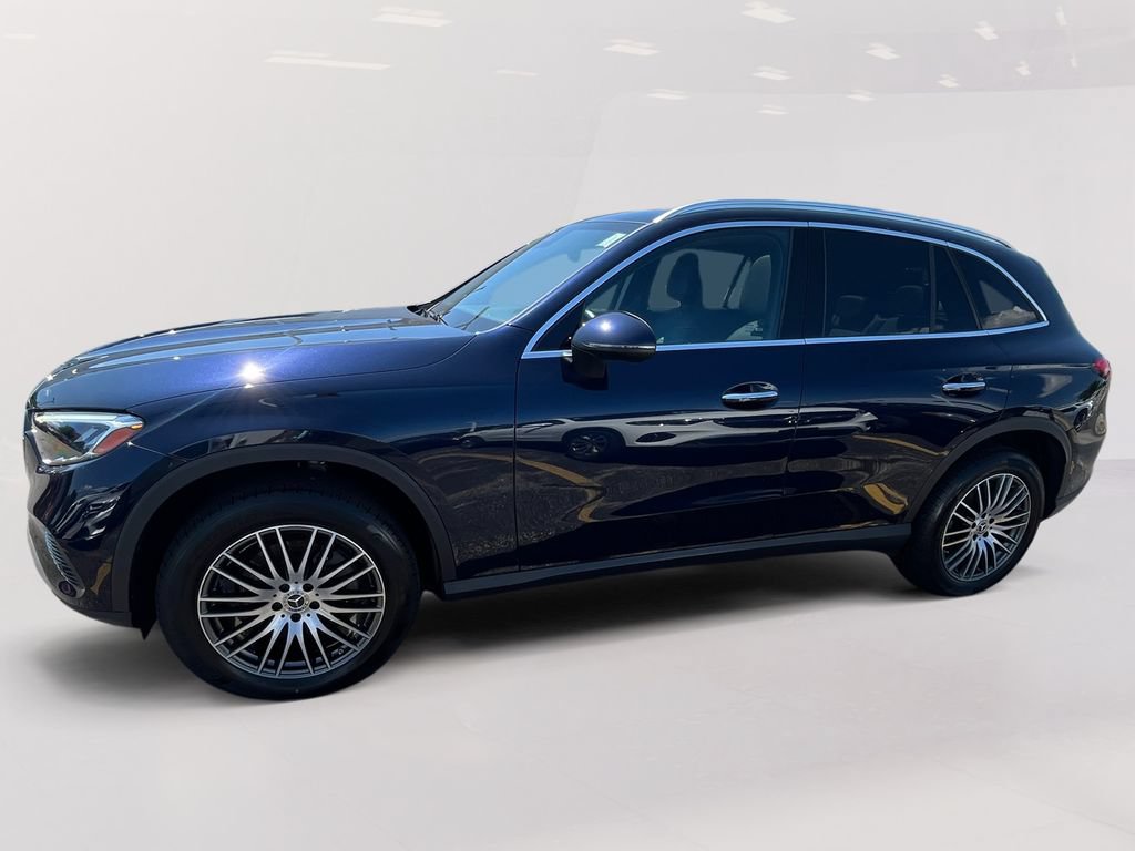 Certified 2023 Mercedes-Benz GLC 300 4MATIC image 2