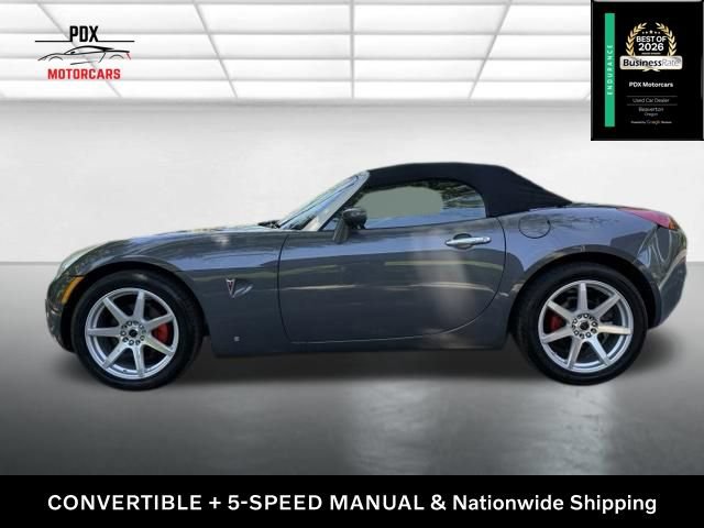 Used 2008 Pontiac Solstice Convertible w/ Preferred Package RWD image 2