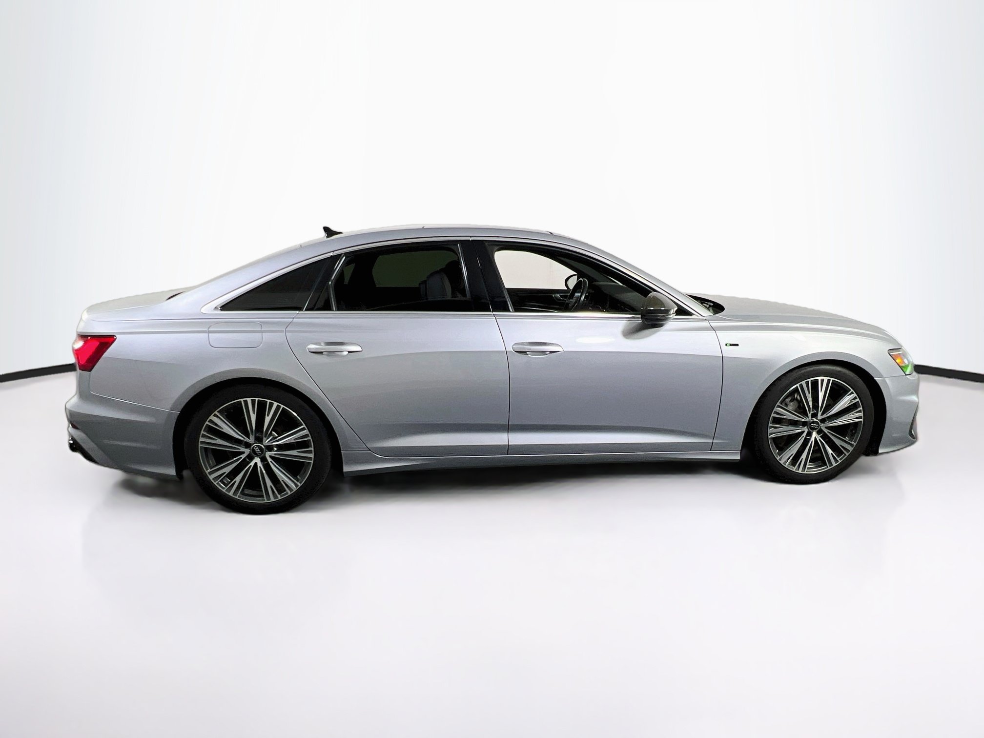 Used 2019 Audi A6 3.0T Premium w/ Convenience Package AWD/4WD image 4