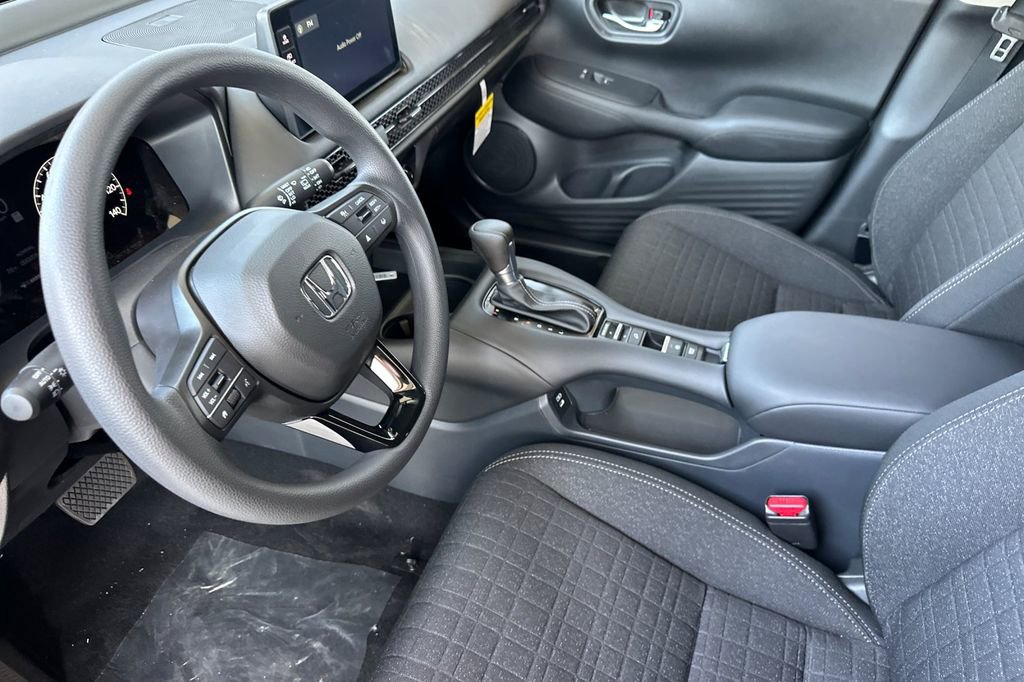 New 2026 Honda HR-V LX image 10