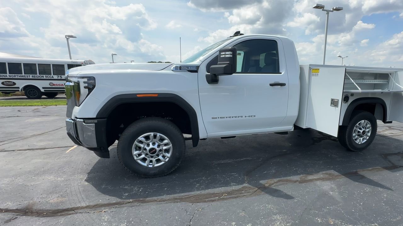 New 2025 GMC Sierra 2500 Pro w/ Convenience Package image 4