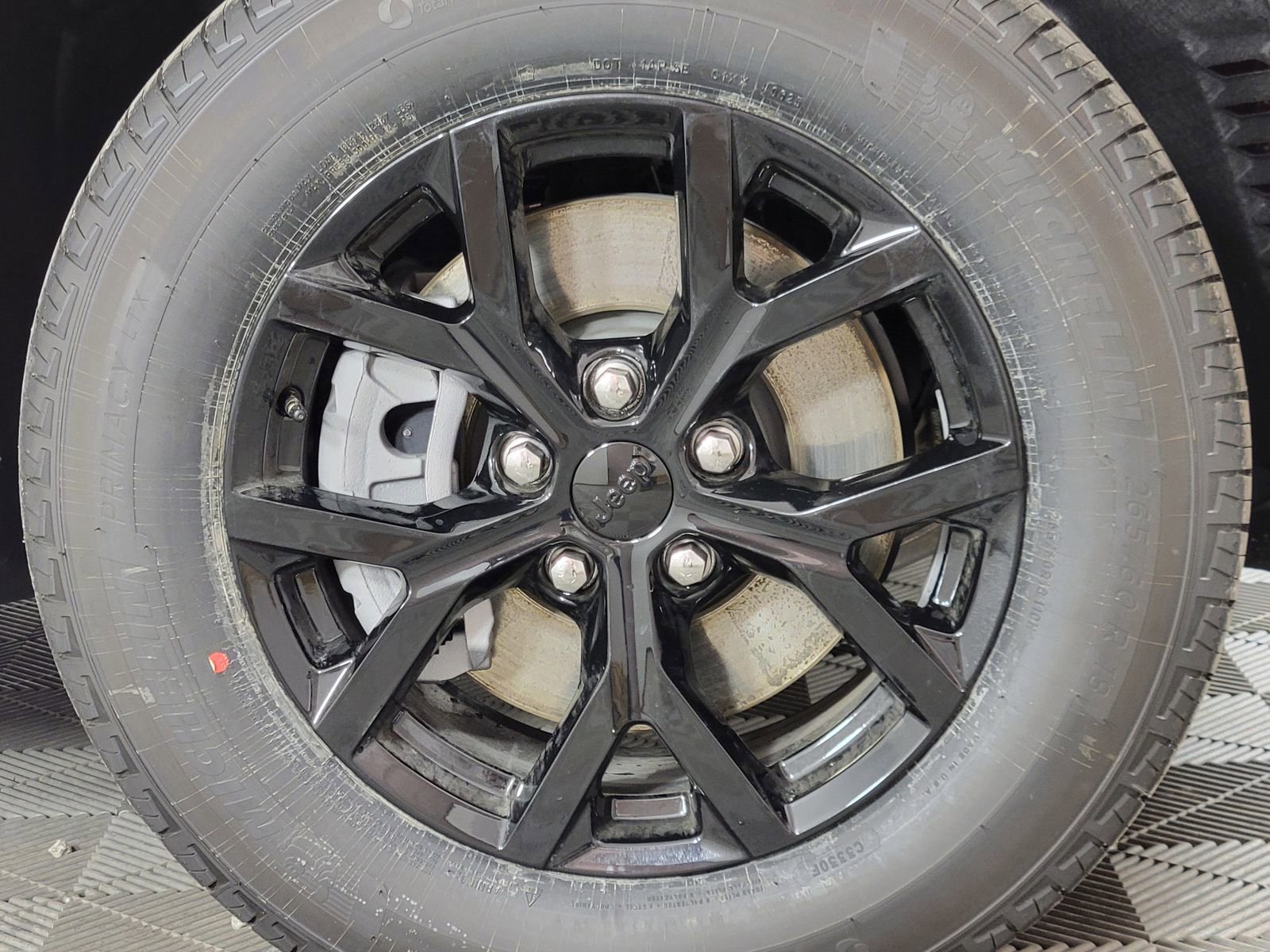 New 2025 Jeep Grand Cherokee L Altitude w/ Trailer Tow Package image 8