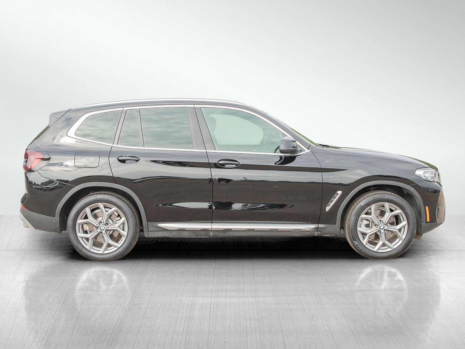 Used 2024 BMW X3 xDrive30i AWD/4WD image 6