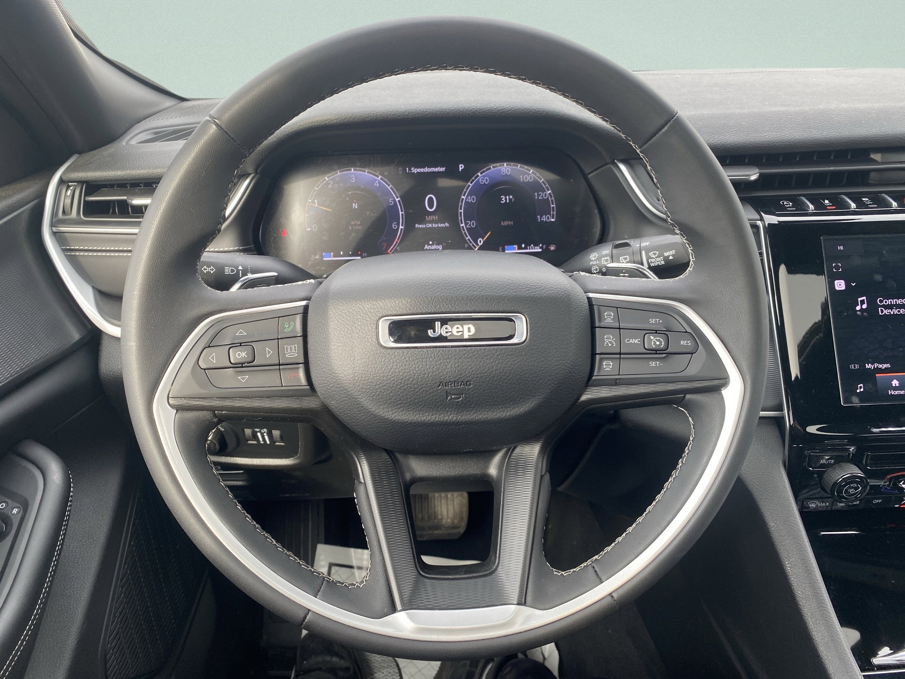 Used 2024 Jeep Grand Cherokee L Laredo image 17