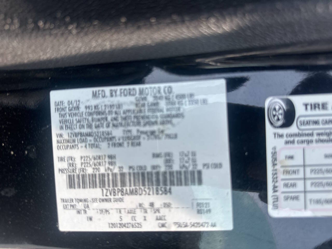 Used 2013 Ford Mustang Coupe RWD image 15