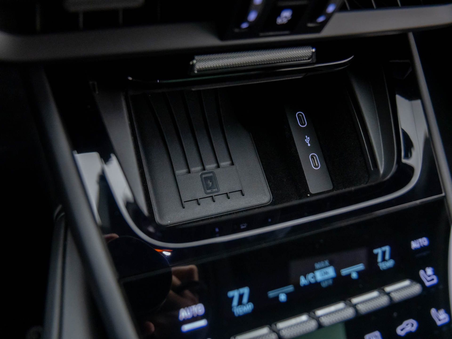 New 2026 Porsche Cayenne GTS image 21