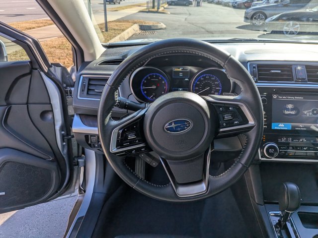 Used 2018 Subaru Outback 3.6R Limited image 12
