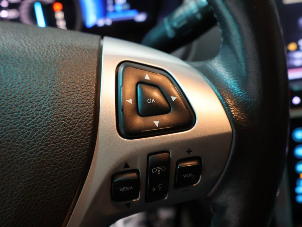 Used 2013 Ford Explorer Limited image 34