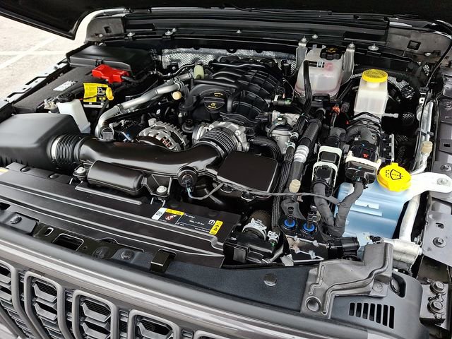 Used 2024 Jeep Gladiator Sport image 27