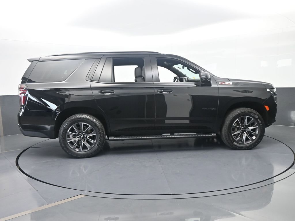 Used 2023 Chevrolet Tahoe Z71 w/ Luxury Package AWD/4WD image 7
