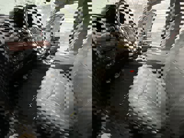 Used 2014 Toyota Tundra Limited w/ Limited Premium Package image 16