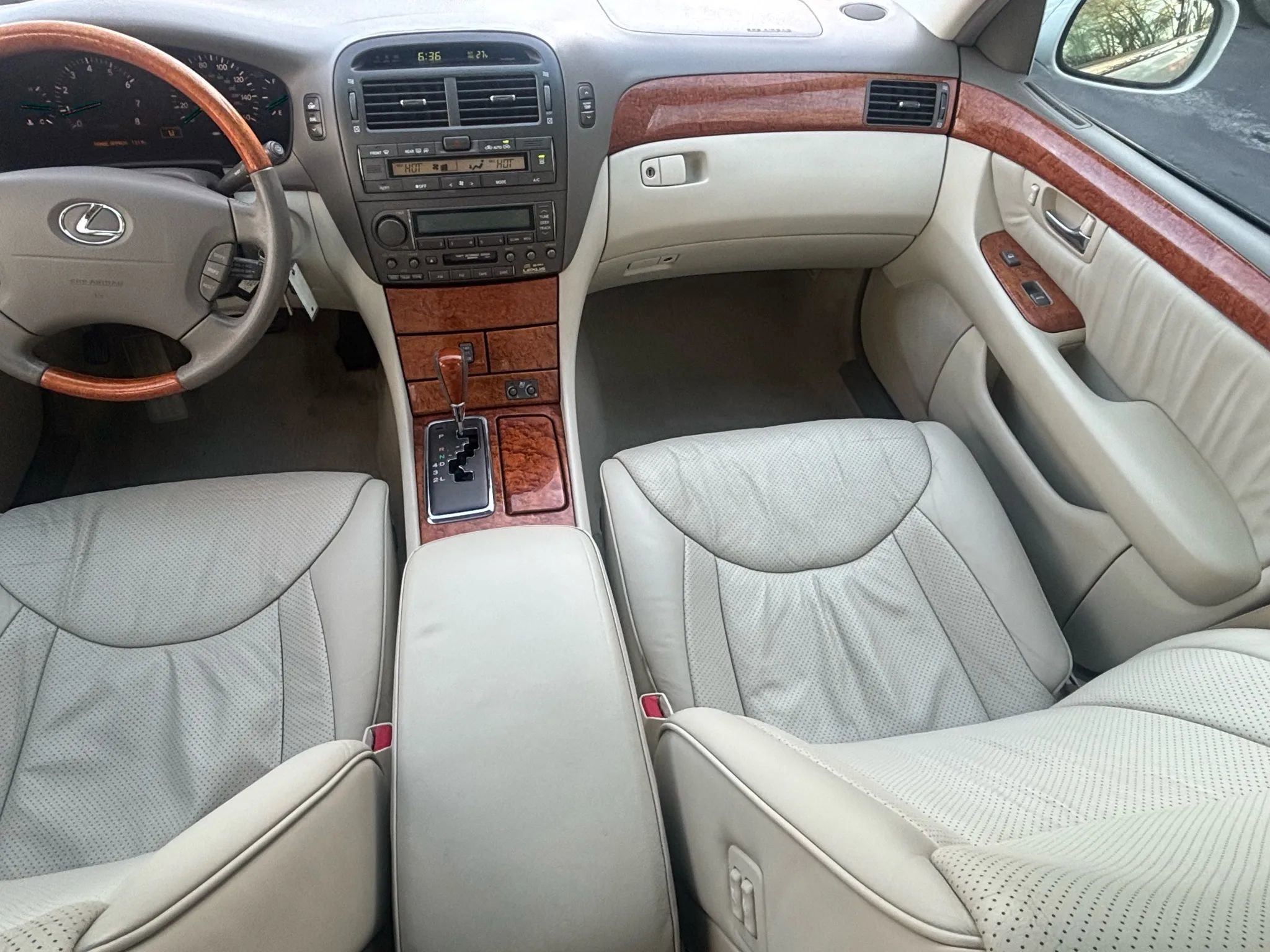 Used 2003 Lexus LS 430 RWD image 26