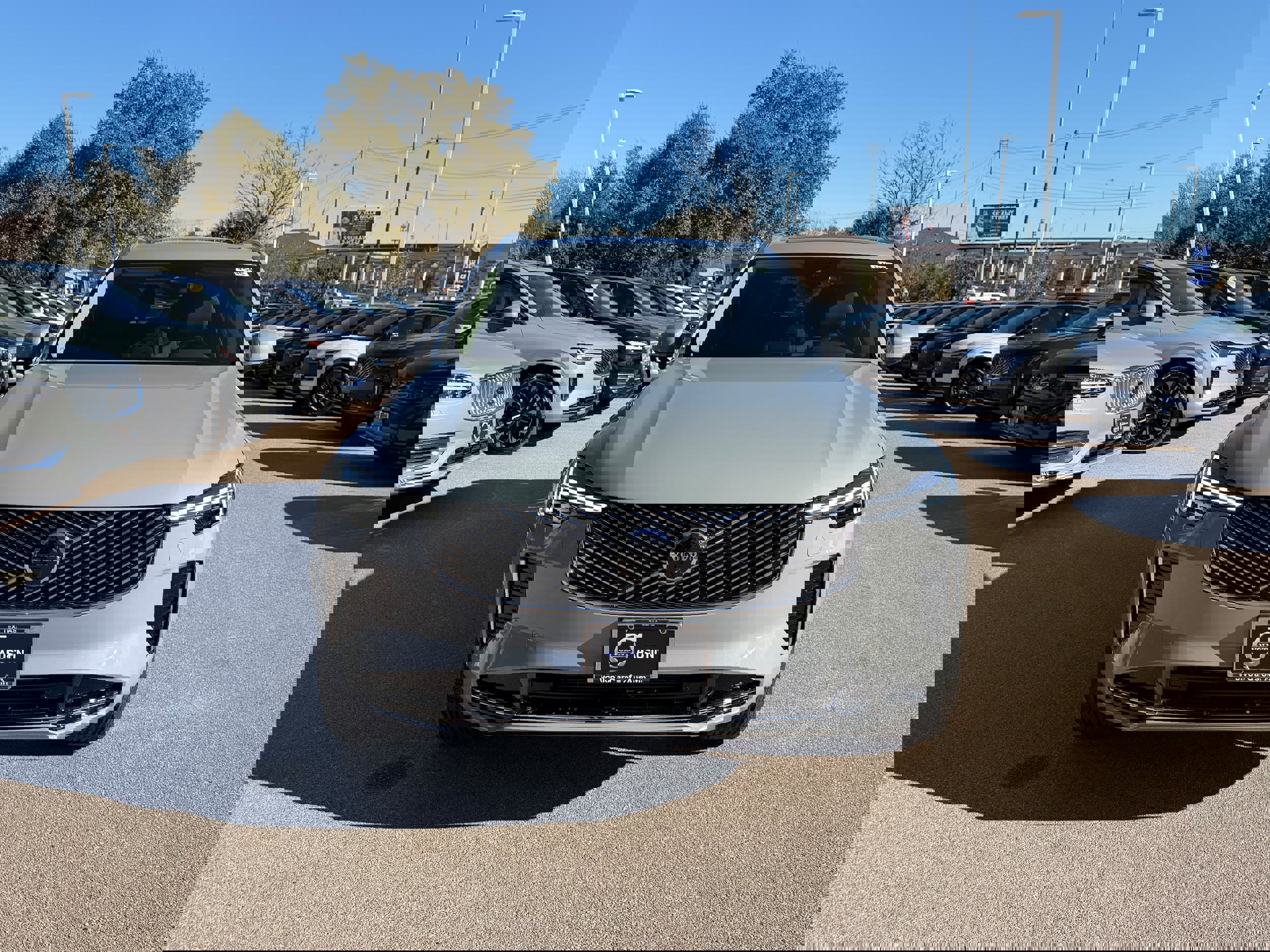 New 2026 Volvo XC90 B6 Plus w/ Protection Package Premier image 6