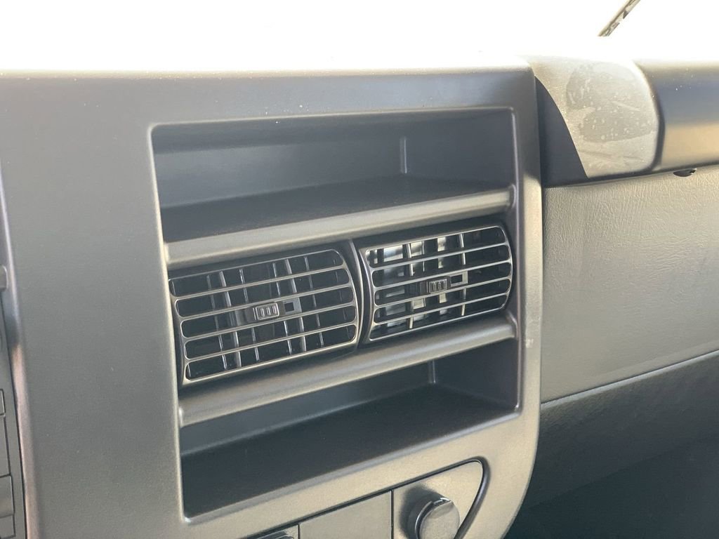 New 2026 Chevrolet Express 2500 w/ Driver Convenience Package image 18