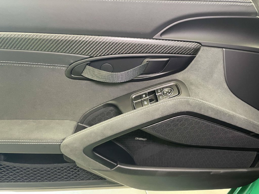 Certified 2025 Porsche 718 Cayman GT4 RS RWD image 31