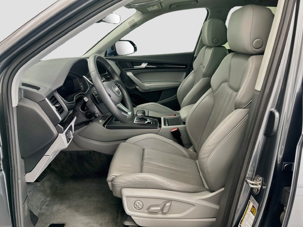 Used 2019 Audi Q5 Premium Plus AWD/4WD image 18