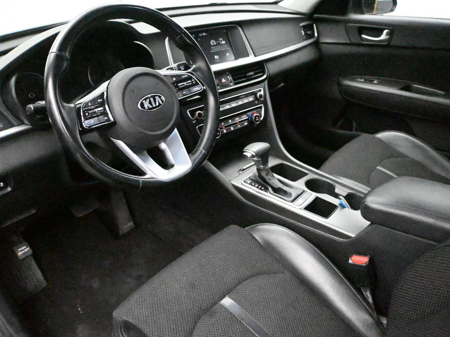 Used 2019 Kia Optima S FWD image 2