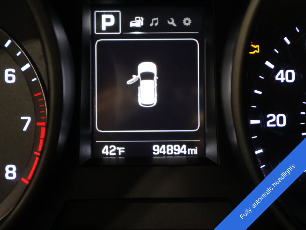 Used 2018 Hyundai Santa Fe Sport AWD/4WD image 4