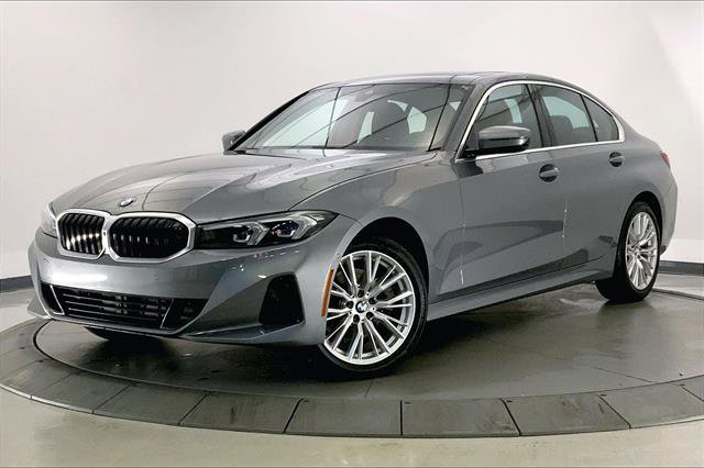 Used 2024 BMW 330i xDrive Sedan w/ Premium Package image 11