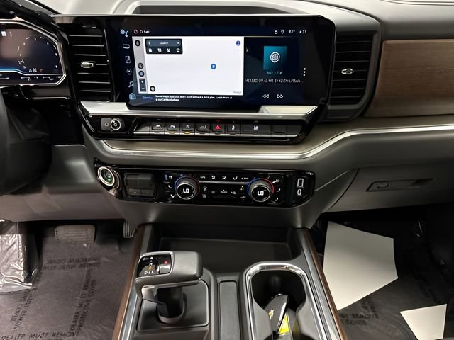 Used 2022 Chevrolet Silverado 1500 High Country w/ High Country Premium Package image 18