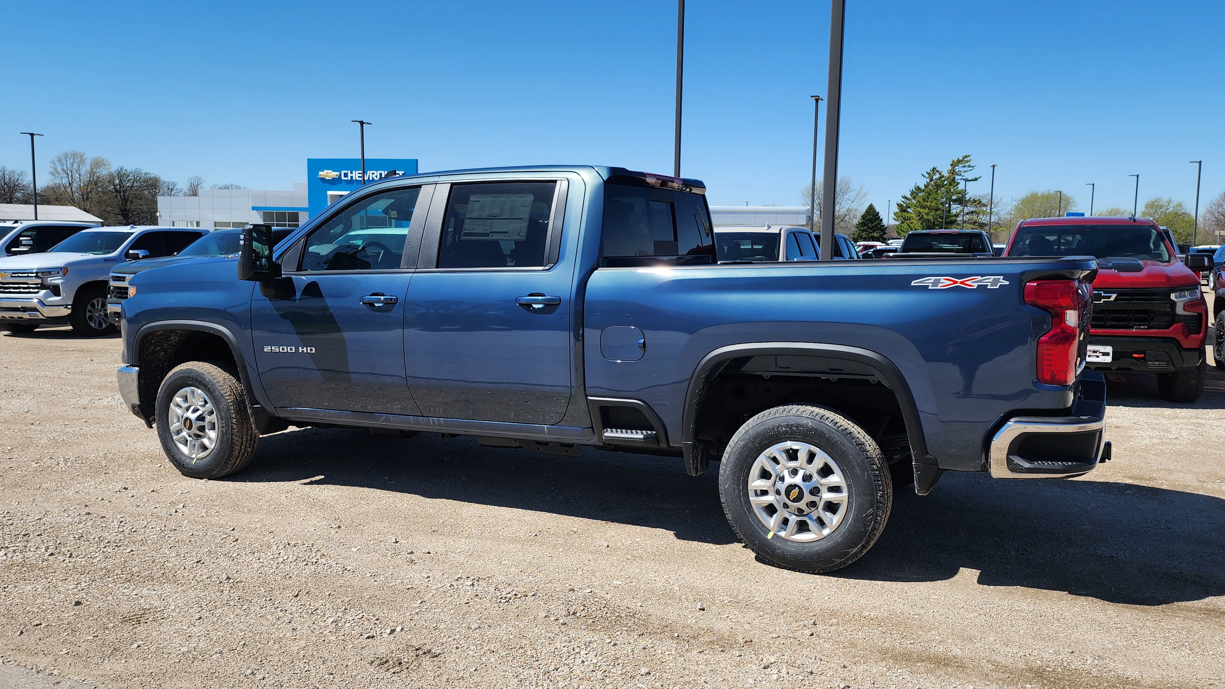 New 2026 Chevrolet Silverado 2500 LT w/ Safety Package AWD/4WD image 8