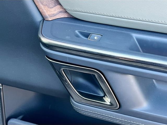 Used 2022 Rivian R1T Adventure image 30