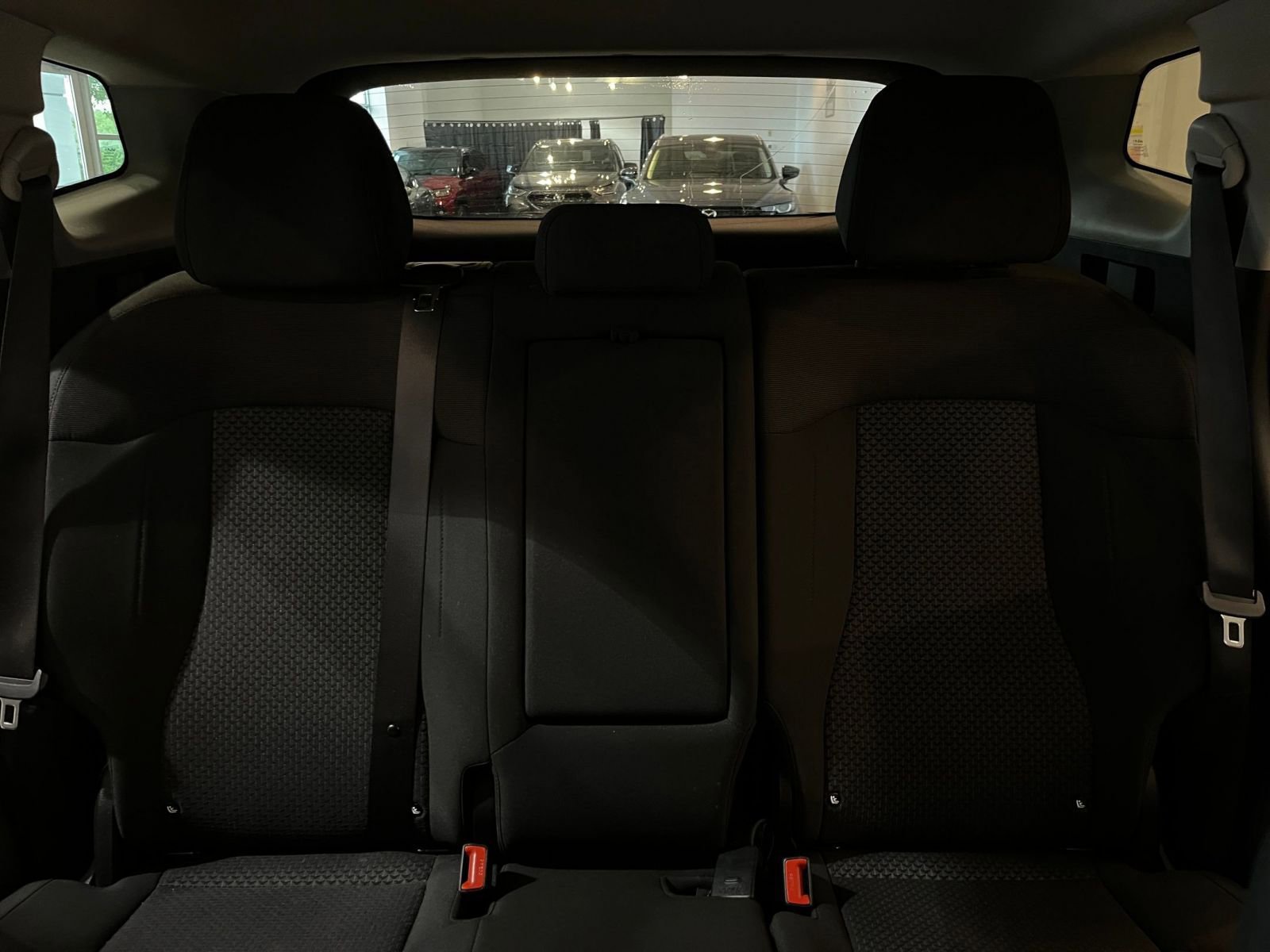 Used 2025 Kia Sportage LX FWD image 38