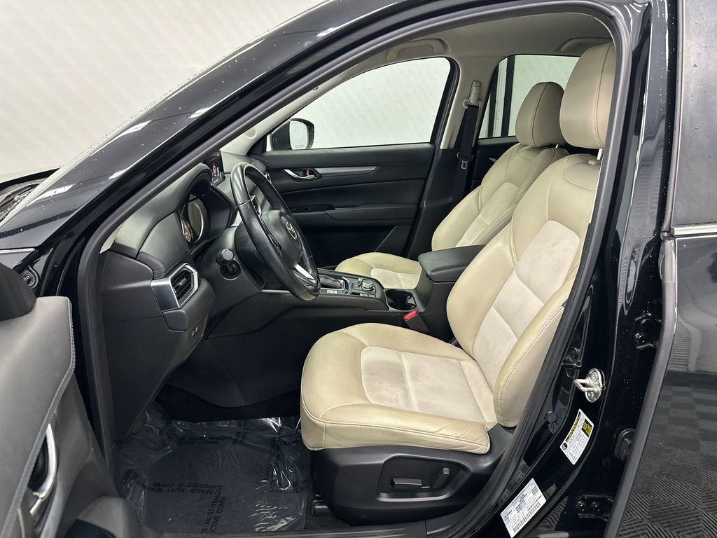 Used 2019 MAZDA CX-5 Touring FWD image 6