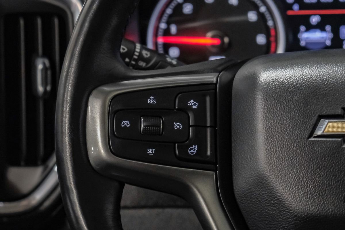 Used 2020 Chevrolet Silverado 2500 LTZ w/ LTZ Plus Package image 17