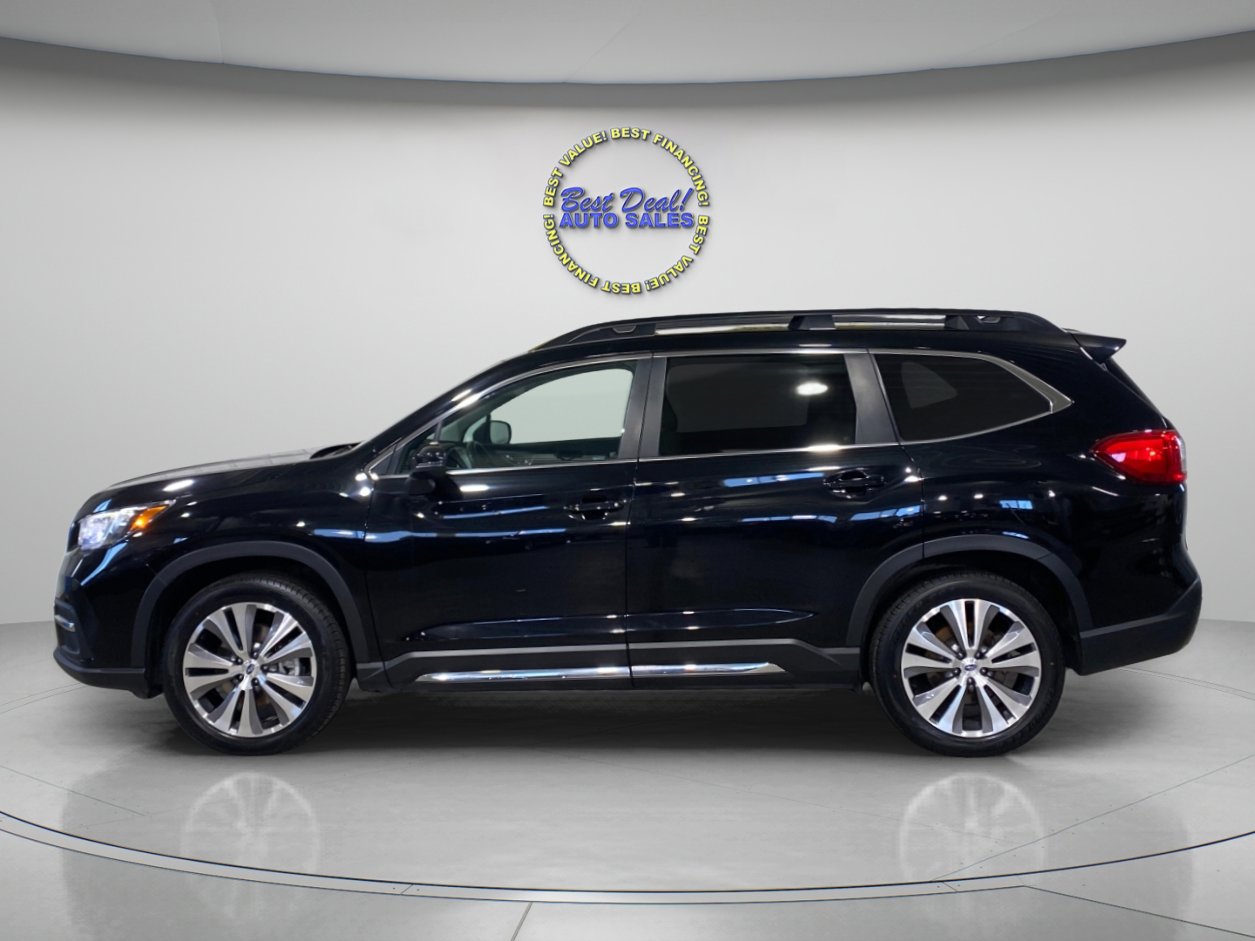 Used 2022 Subaru Ascent Limited image 2
